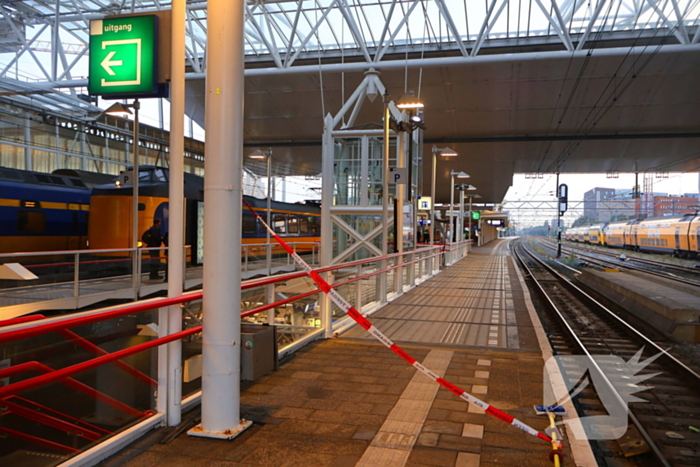 Perrons ontruimd tijdens onderzoek bij trein