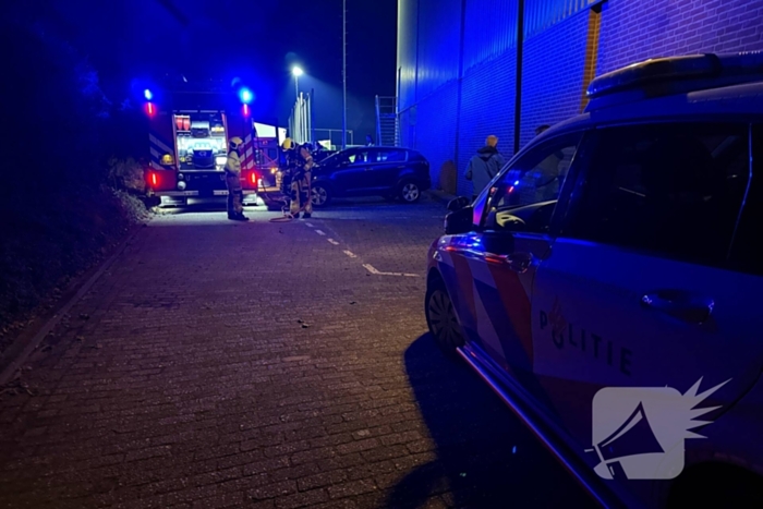 Brandweer grijpt in bij beginnende autobrand