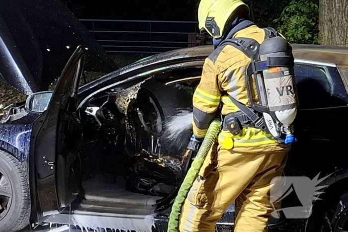 Auto flink beschadigd door brand