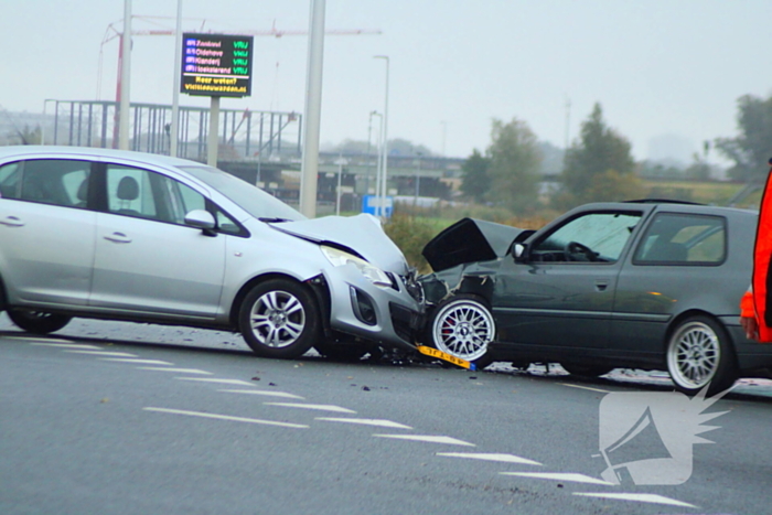 Meerdere voertuigen betrokken bij aanrijding