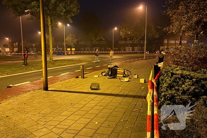 Bestuurder laat zwaargewonde scootmobieler achter