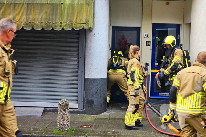 Brandweer forceert deur supermarkt