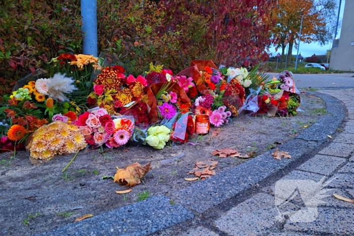 Bloemen neergelegd voor overleden man(18)