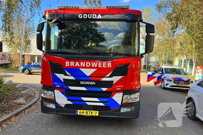 Brandweer verricht metingen in examencentrum