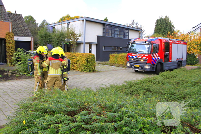 Bewoner doorboord gasleiding