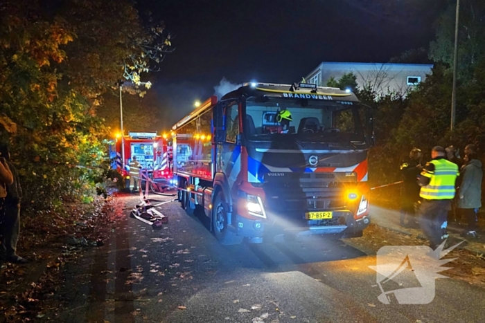 Dode bij zeer grote brand in flat na explosie