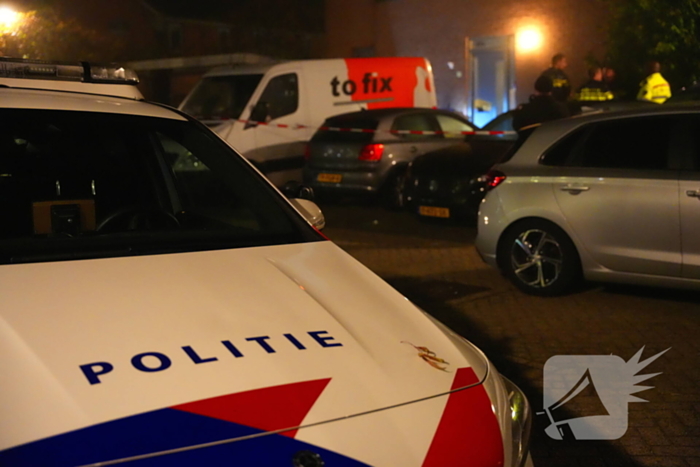 Schade aan voordeur na explosie