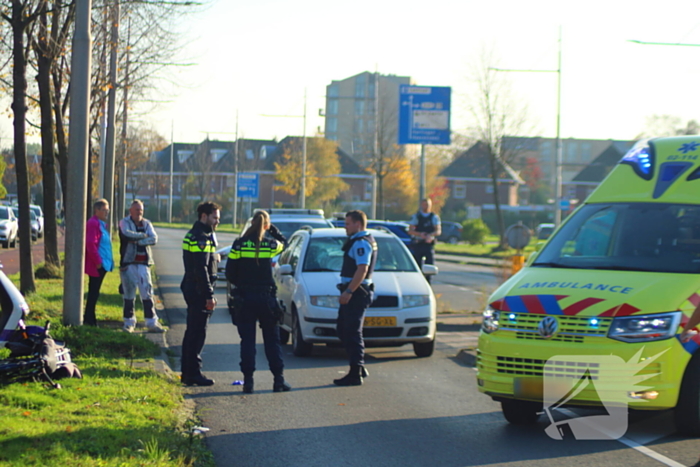 Fietser gewond bij botsing met auto