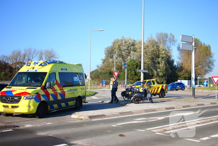 Fietser loopt flinke hoofdwond op na val van fiets