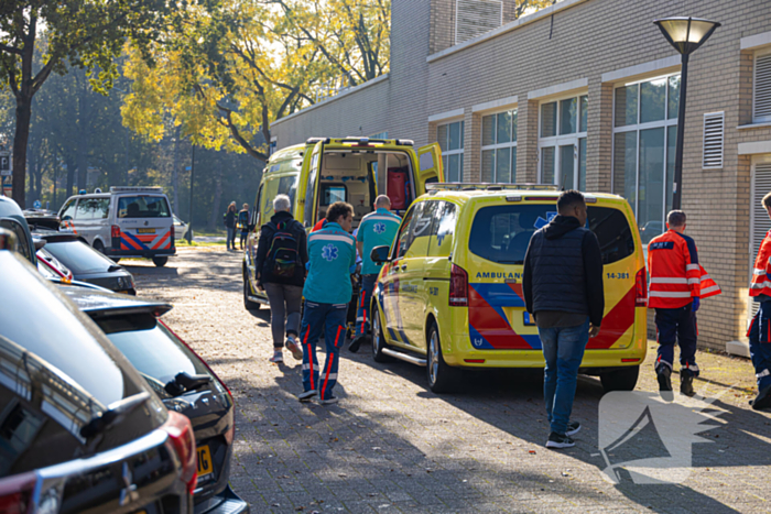 Persoon zwaargewond na val in gemeentehuis