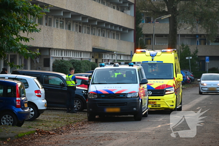 Ambulance controleert automobilist