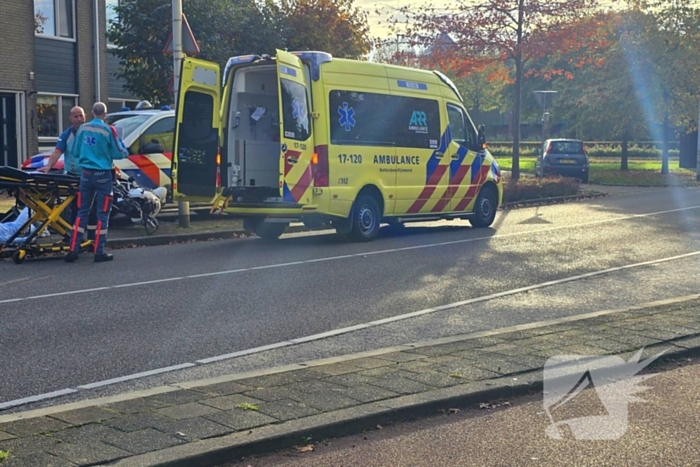 Vluchtende motorrijder komt ten val