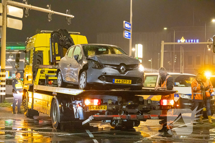 Tram ontspoord na aanrijding met personenauto