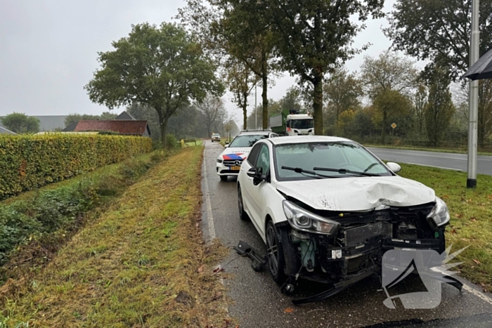 Auto zwaar beschadigd bij eenzijdig ongeval