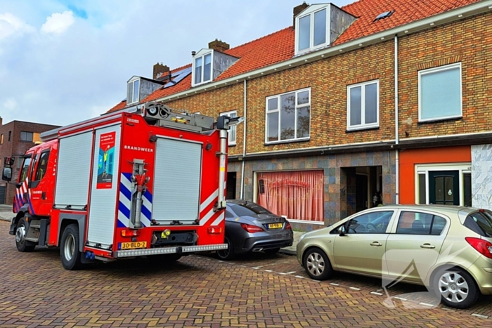 Brandweer en netbeheerder ingezet nadat woning spanningsloos raken