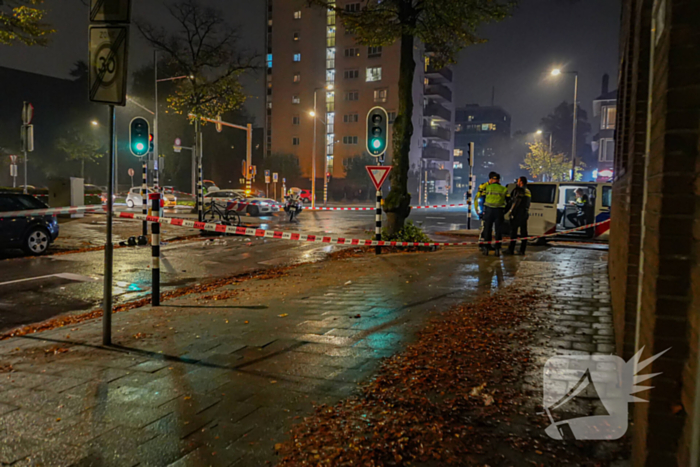 Zwaargewonden bij ernstige aanrijding tussen bestelbus en scooter