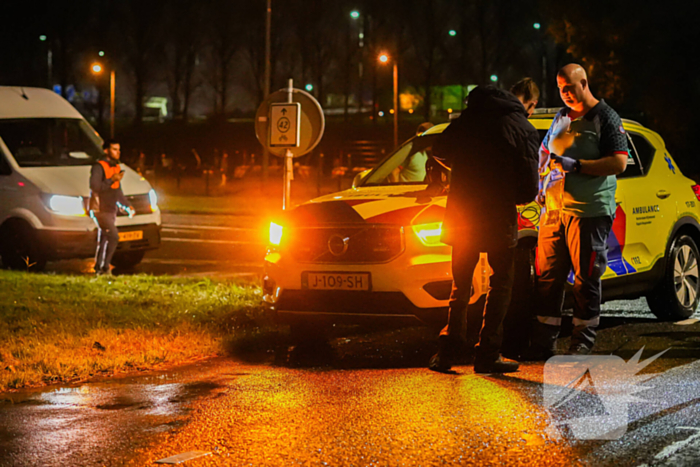 Fietser gewond aan gezicht na aanrijding