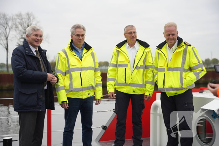 Provincie neemt nieuwe werkschip in gebruik