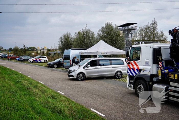 Overleden persoon aangetroffen in geparkeerde camper