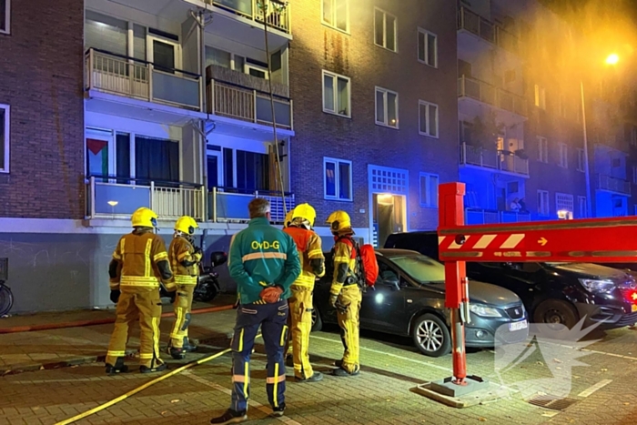 Veel rookontwikkeling bij brand in flatwoning