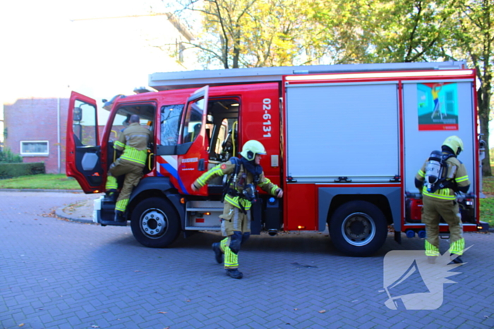 Bewoner loopt brandwonden op bij vlam in de pan