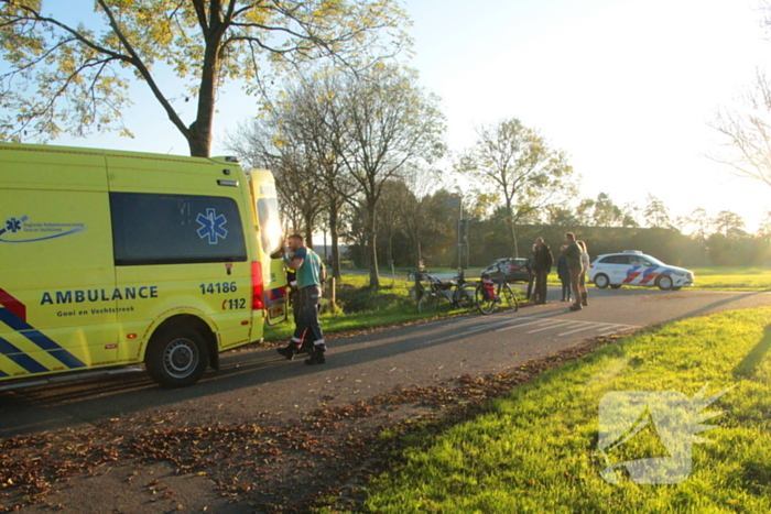 Automobilist ziet fietser over het hoofd