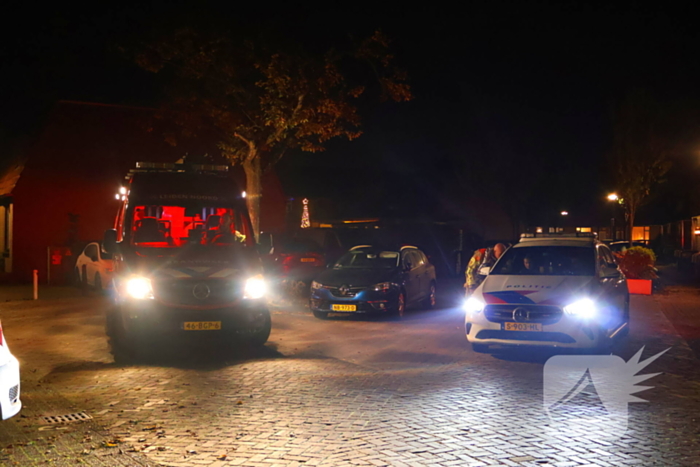 Personenauto belandt in sloot na vergeten handrem