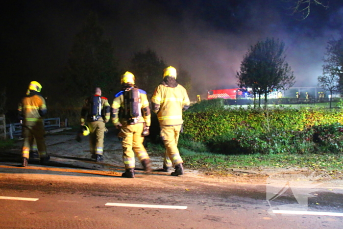 Veel rookontwikkeling bij grote brand op boerderij