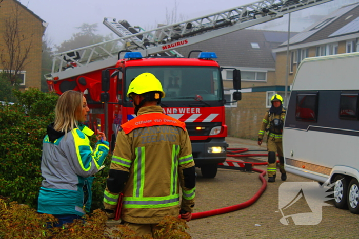 Veel rookontwikkeling bij brand in woning