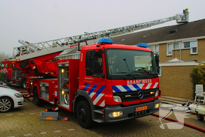 Veel rookontwikkeling bij brand in woning