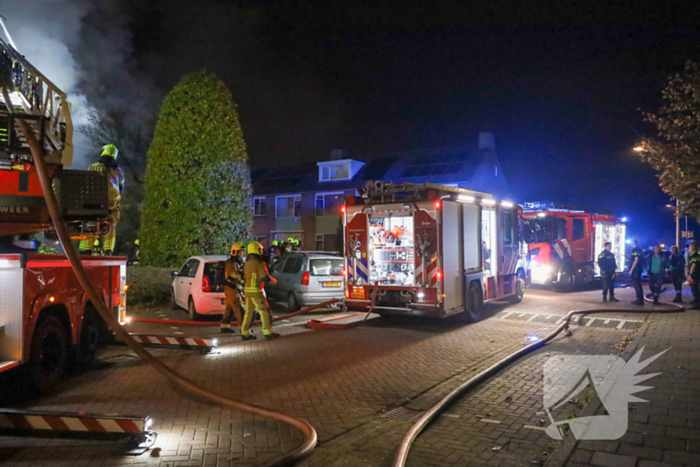 Bewoner overleden bij uitslaande brand in rijtjeshuis