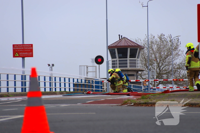 Restaurant verwoest door brand in haven