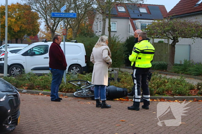 Fietser gewond bij botsing met auto