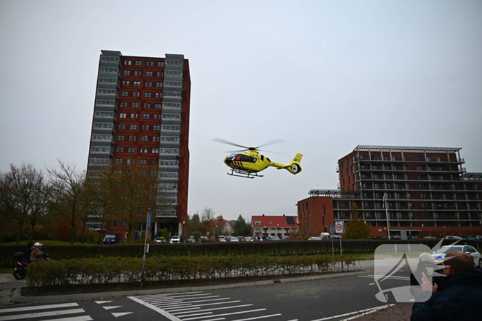 Traumateam ingezet voor medische noodsituatie in portiekwoning