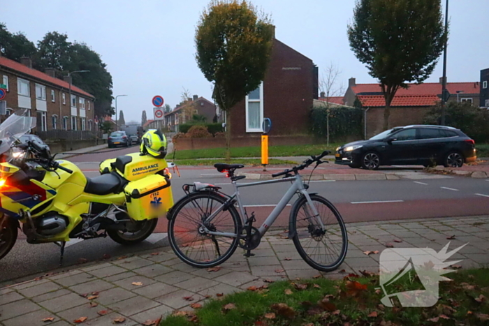 Botsing tussen een fietser en bestelbus