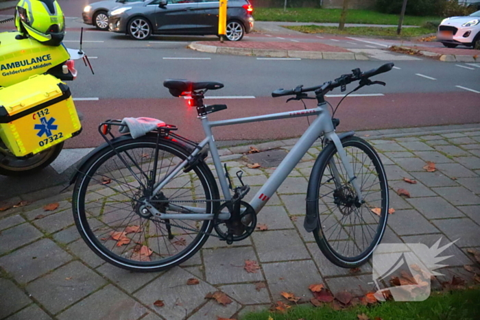 Botsing tussen een fietser en bestelbus