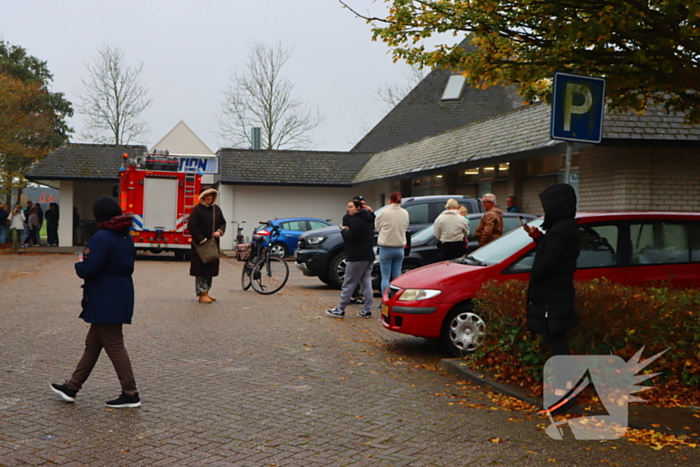 Winkel ontruimd na melding van gaslucht