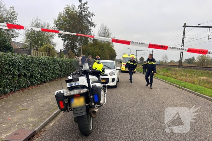 Jong persoon gewond bij aanrijding, traumateam ingezet