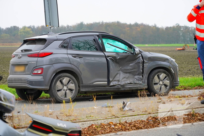 Ravage en drie gewonden bij aanrijding op beruchte kruising