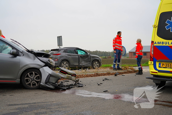 Ravage en drie gewonden bij aanrijding op beruchte kruising