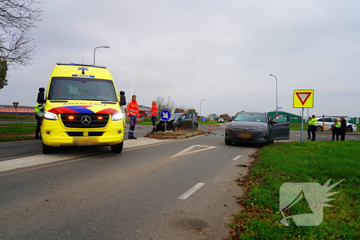 Ravage en drie gewonden bij aanrijding op beruchte kruising