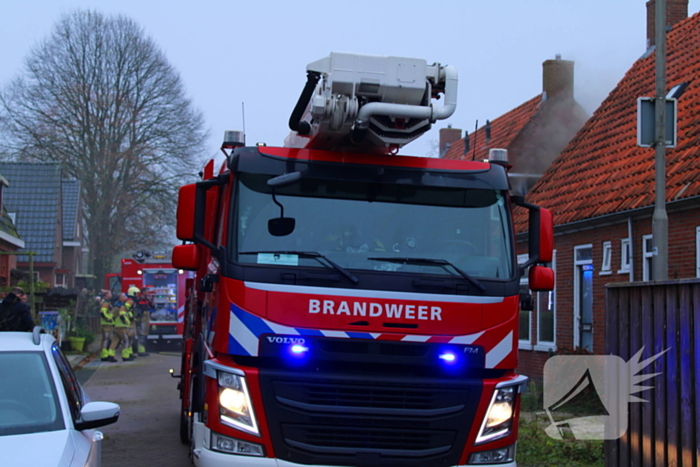 Flinke rookontwikkeling bij middelbrand in woning