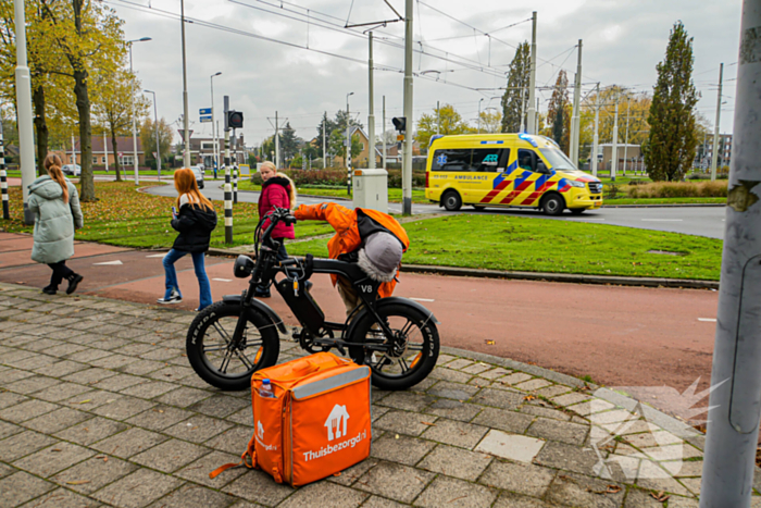 Bezorger op fatbike aangereden door automobilist