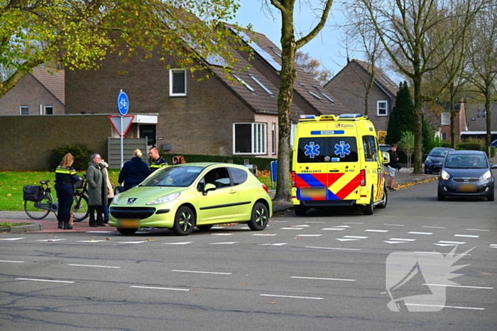 Fietser geschept op oversteekplaats