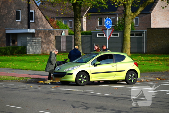 Fietser geschept op oversteekplaats