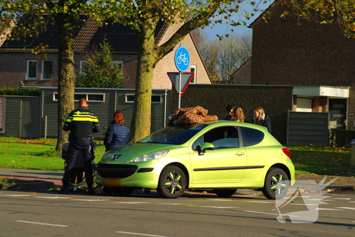 Fietser geschept op oversteekplaats