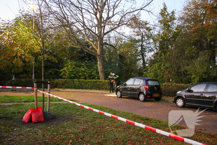 Bloedsporen in park aangetroffen, politie doet onderzoek