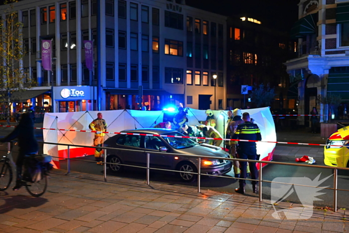 Zwaargewonde na aanrijding met personenauto