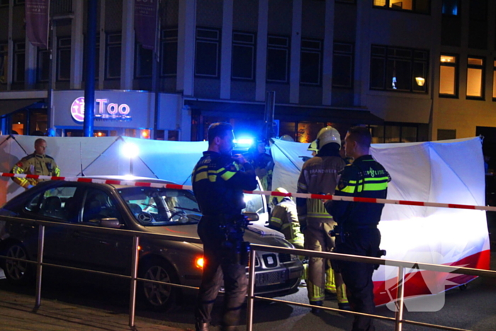 Zwaargewonde na aanrijding met personenauto