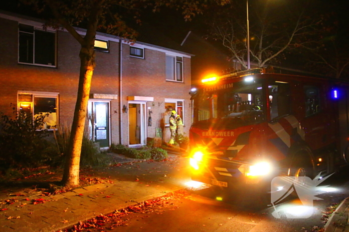 Brandweer controleert woning na mogelijke brand